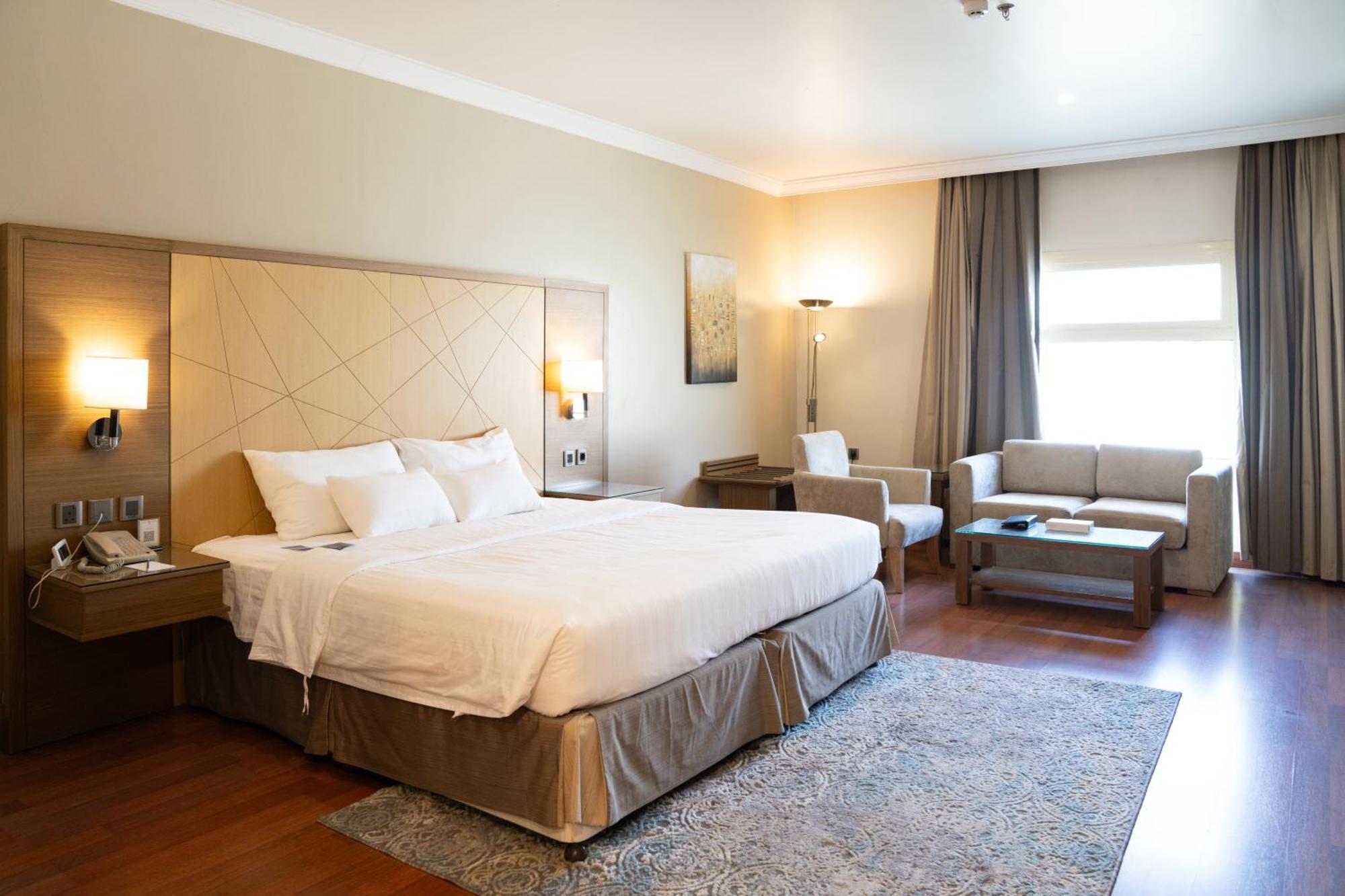 Golden Tulip Hotel Buraidah Al Qassim Exterior foto